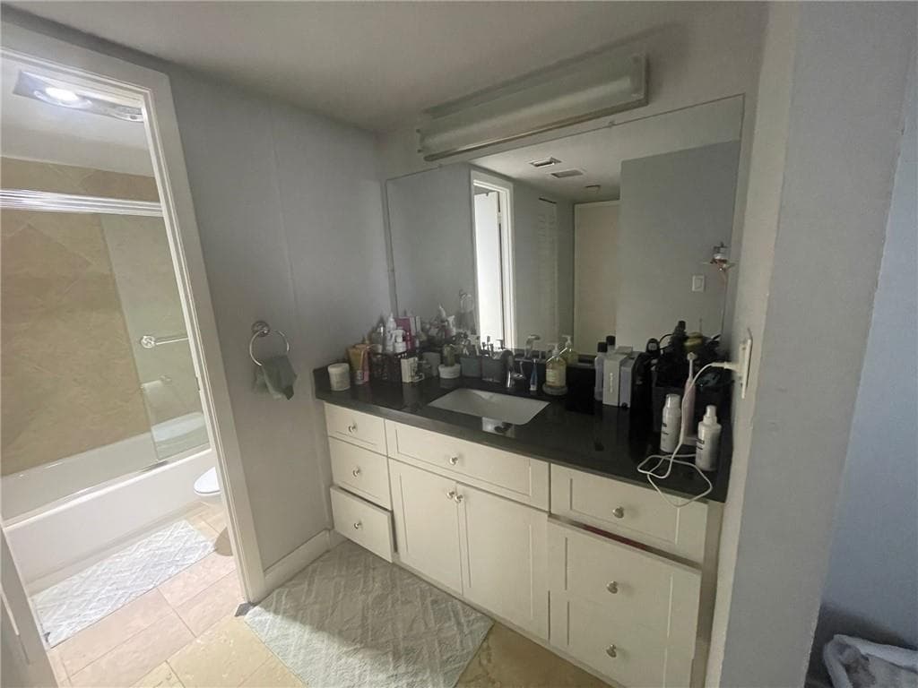 20301 W Country Club Drive # 1222, Aventura FL 33180 photo 4