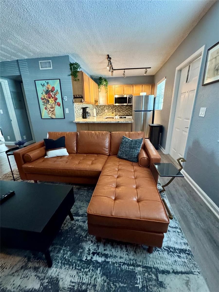 2660 NE 8th Avenue # 211, Wilton Manors FL 33334 photo 3