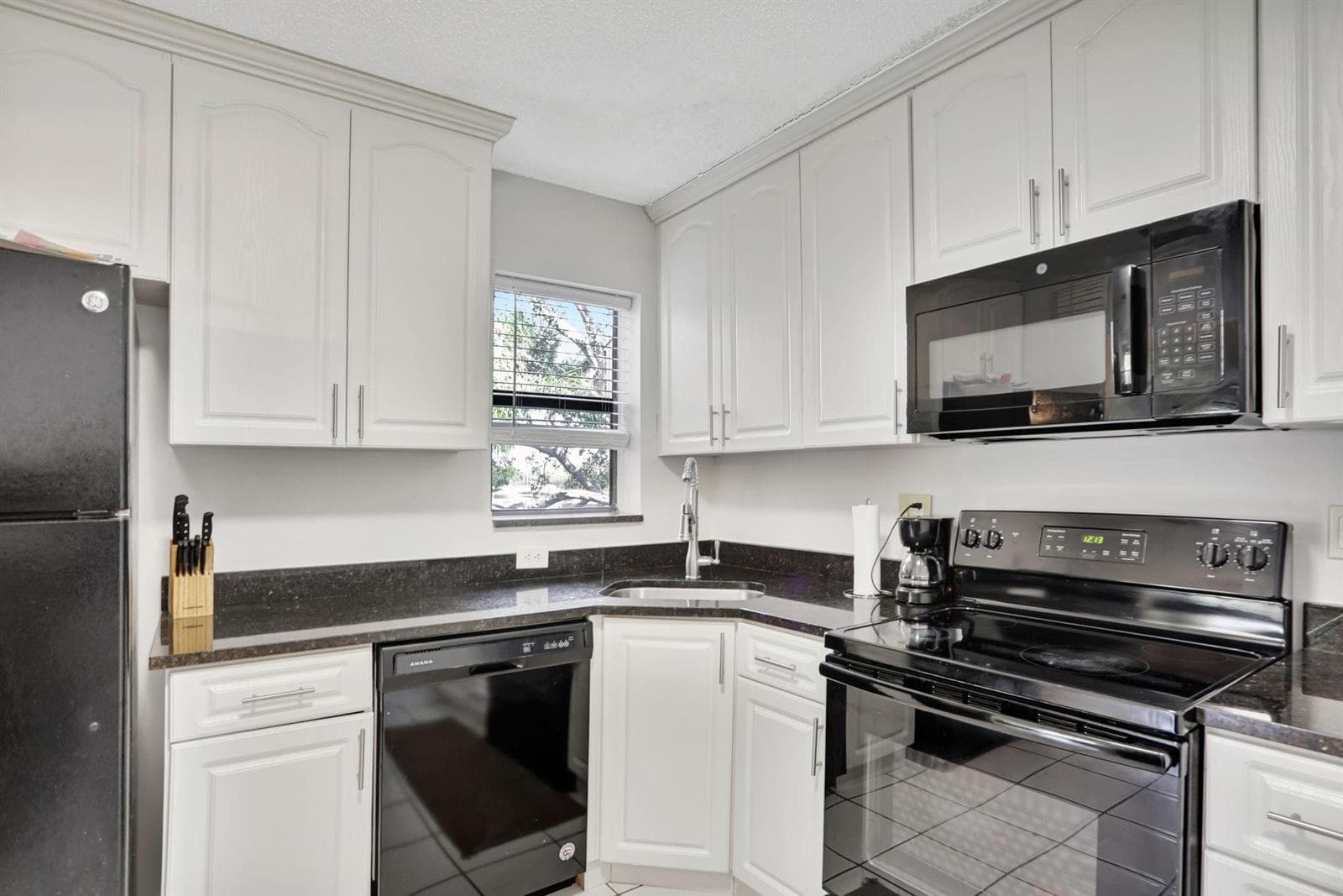 2748 S Carambola Circle # 1923, Coconut Creek FL 33066 photo 2