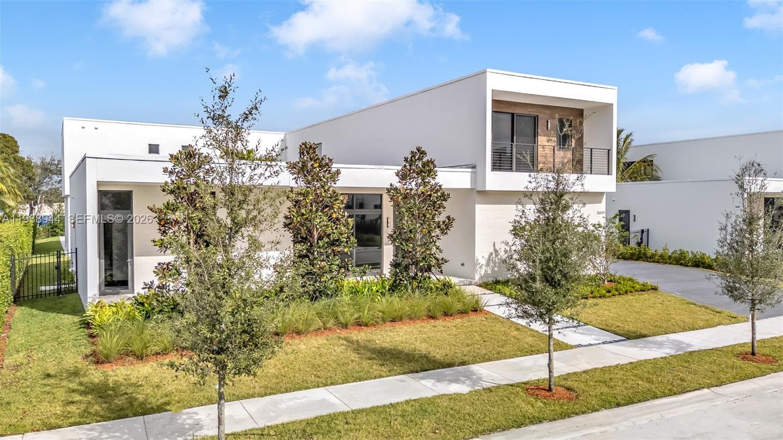 16699 N Botaniko Dr N, Weston FL 33326 photo 3