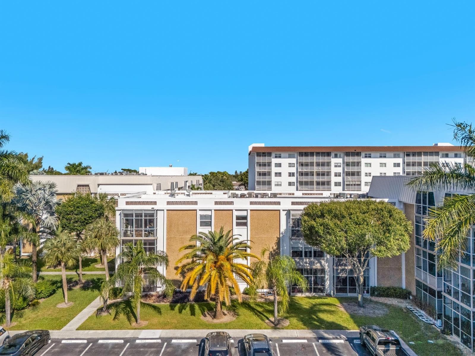 3020 NE 16th Avenue # 105, Oakland Park FL 33334 photo 4