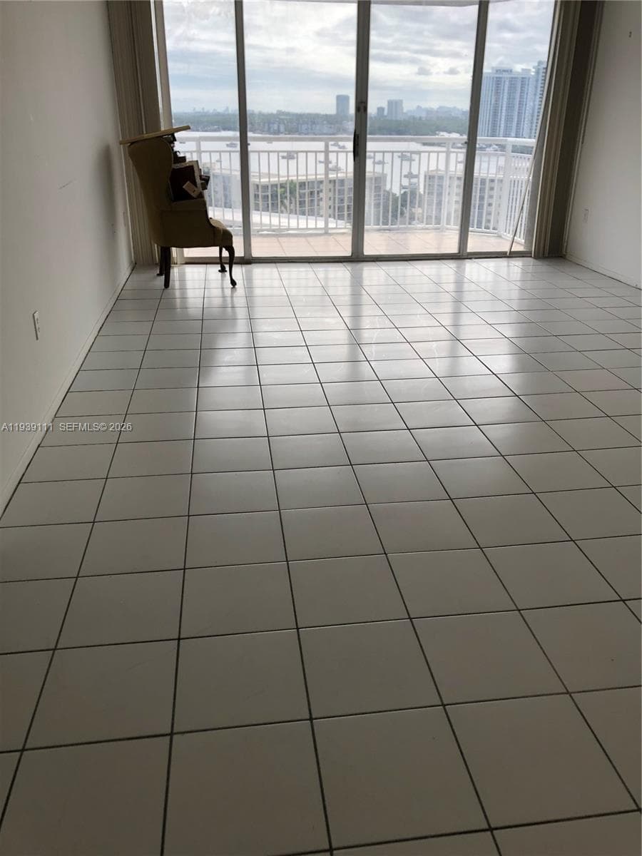 18011 Biscayne Blvd # 1403, Aventura FL 33160 photo 5