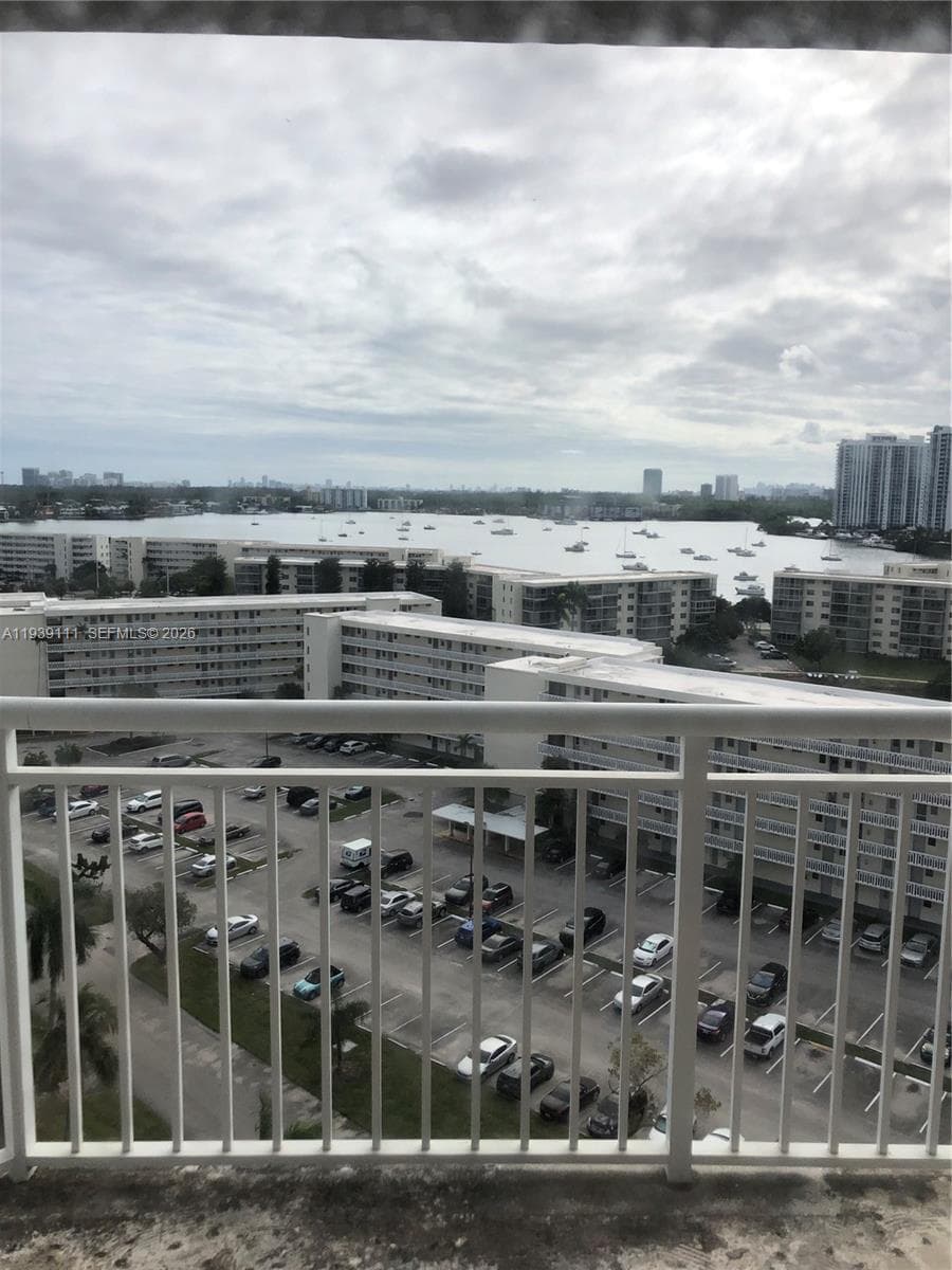 18011 Biscayne Blvd # 1403, Aventura FL 33160 photo 4