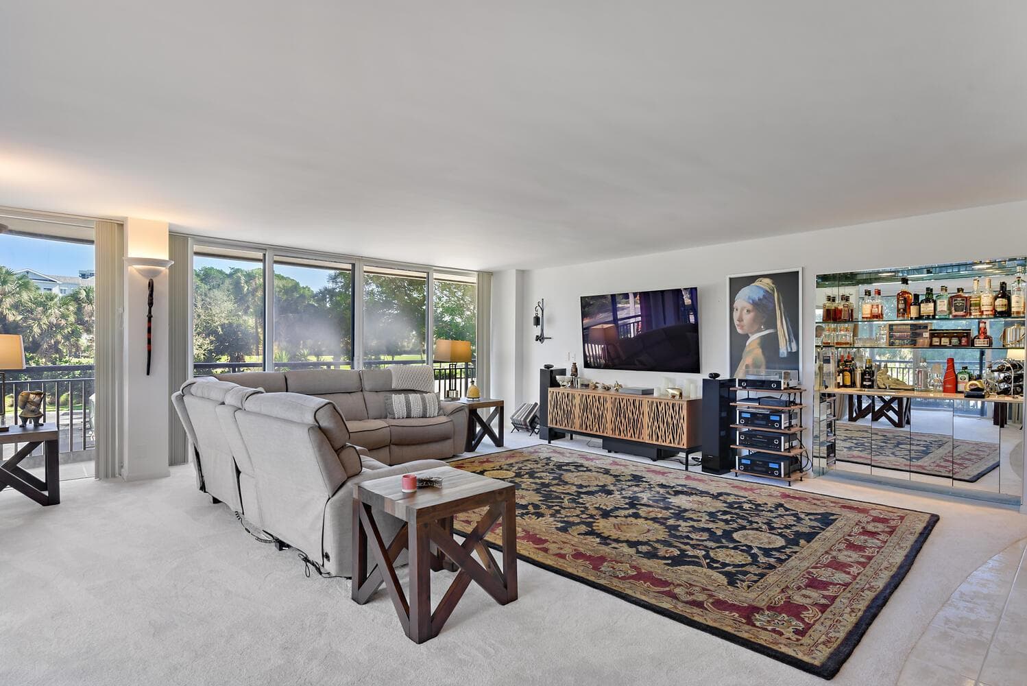 2427 Presidential Way # 204, West Palm Beach FL 33401 photo 2