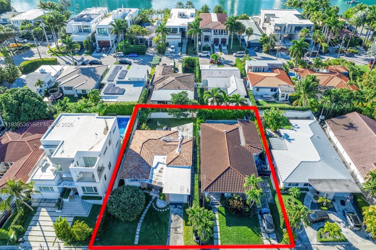9424 - 9432 Carlyle Ave, Surfside FL 33154