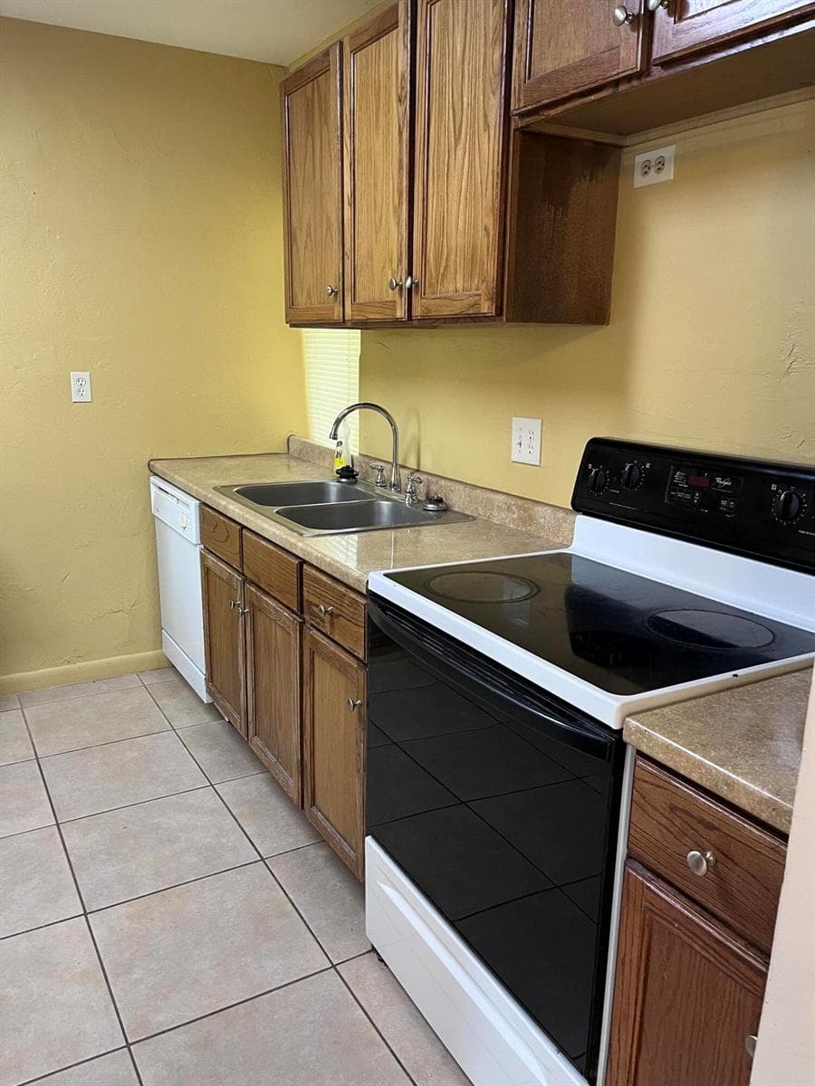 8141 SW 24th Court # 108, Davie FL 33324 photo 2
