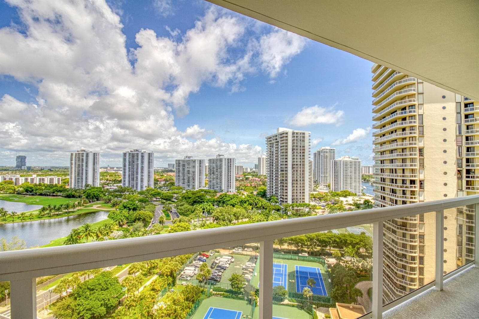 20185 E Country Club Drive # 1709, Aventura FL 33180 photo 3