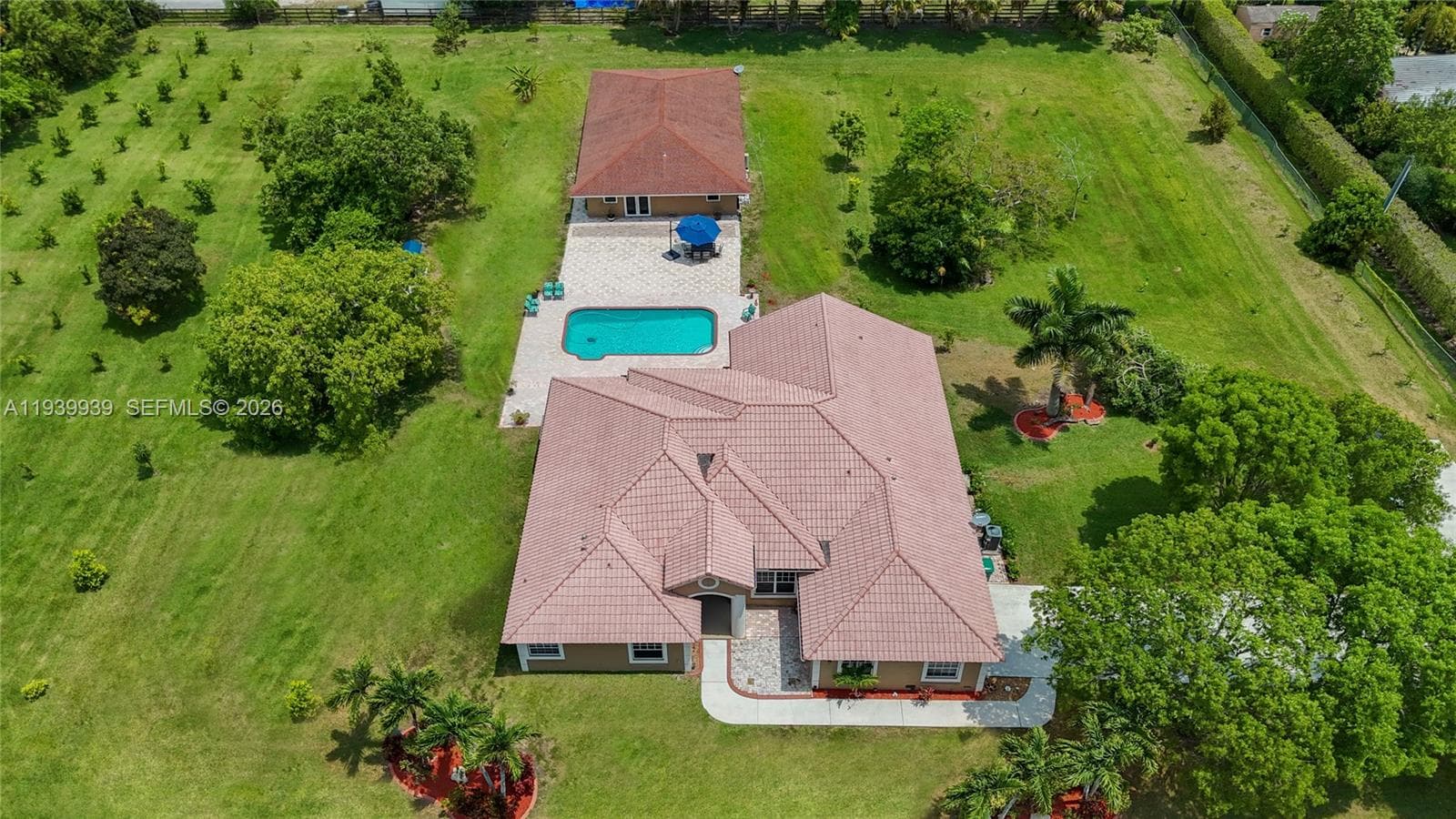 12851 Luray Rd, Southwest Ranches FL 33330 photo 2