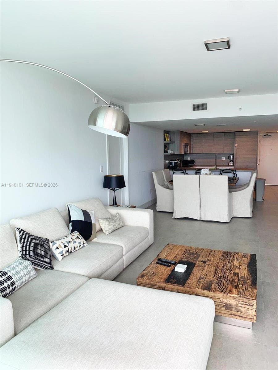 400 Sunny Isles Blvd # 1120, Sunny Isles Beach FL 33160 photo 3