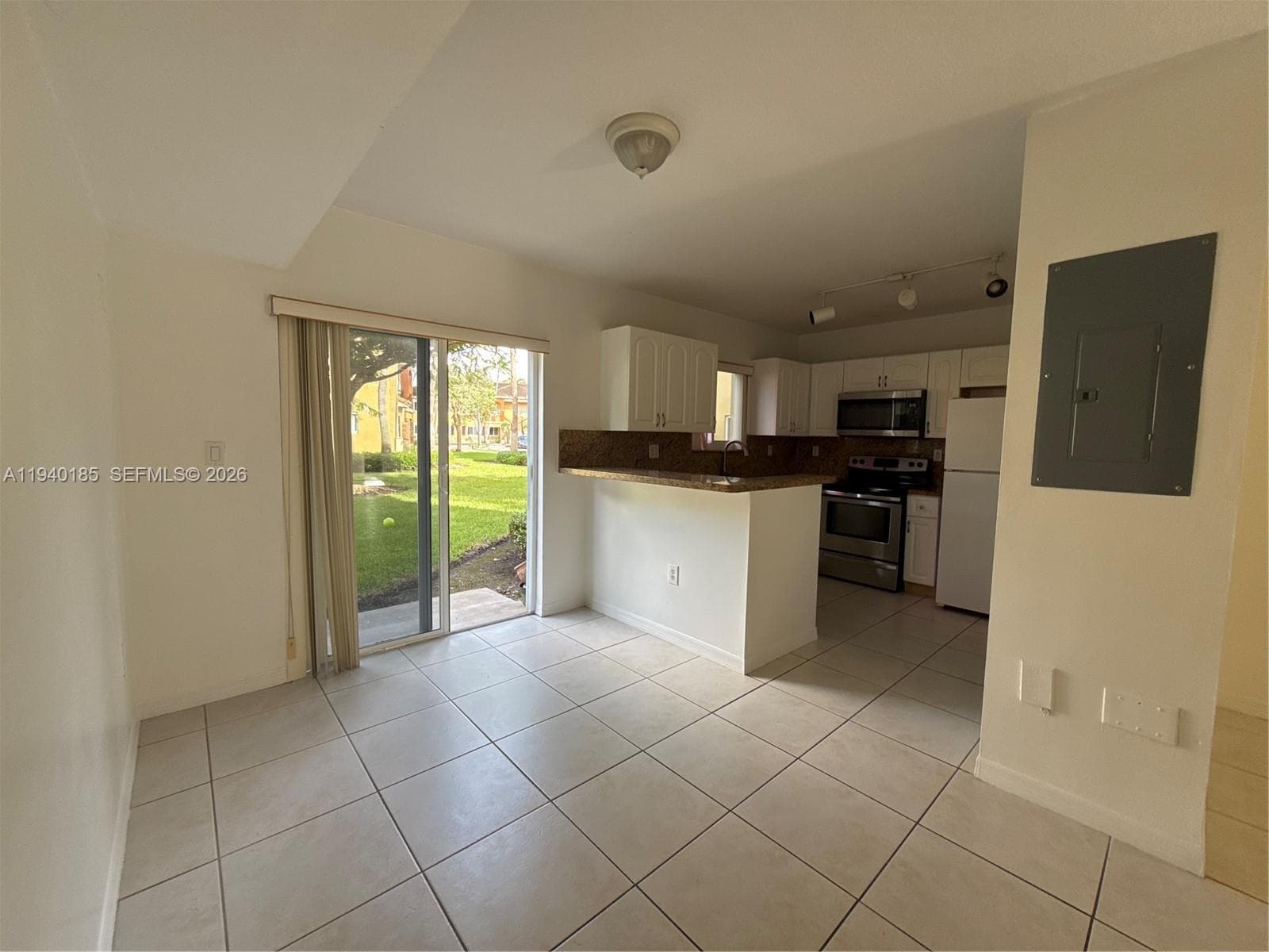 935 NE 33rd Terr # 104, Homestead FL 33033 photo 3