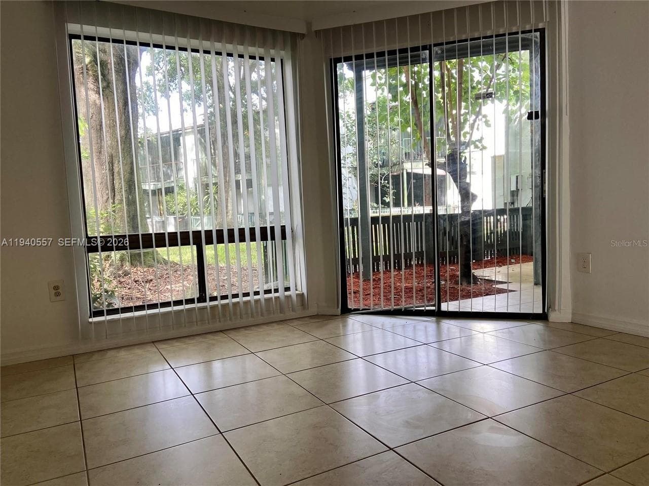 4318 Lakeway Dr # 12-D, Orlando FL 32839 photo 5