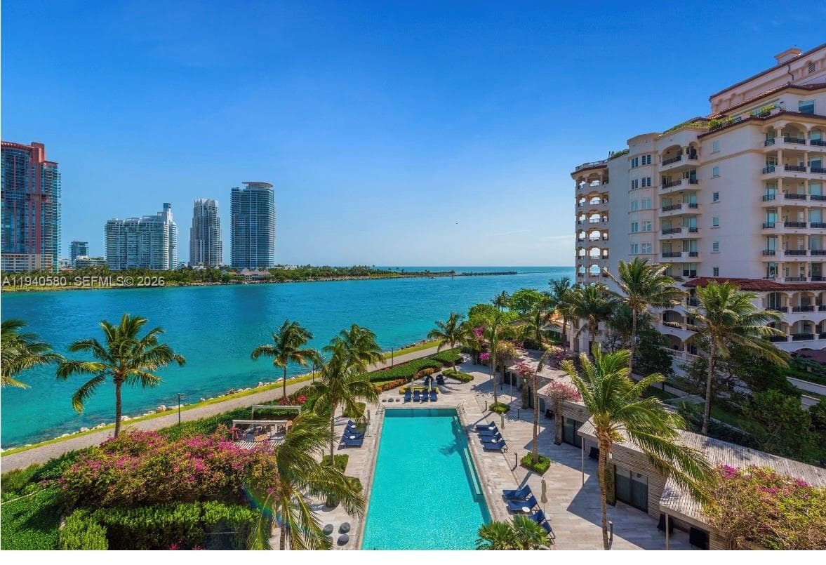 7055 Fisher Island Dr # 7055, Miami Beach FL 33109