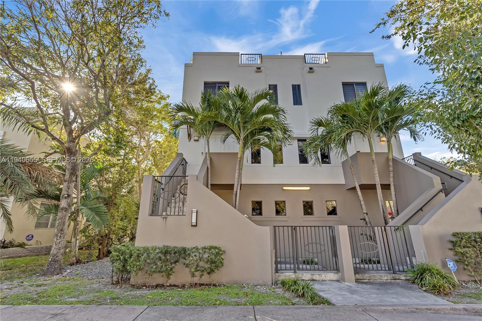 1405 Galiano St # 4, Coral Gables FL 33134 photo 2