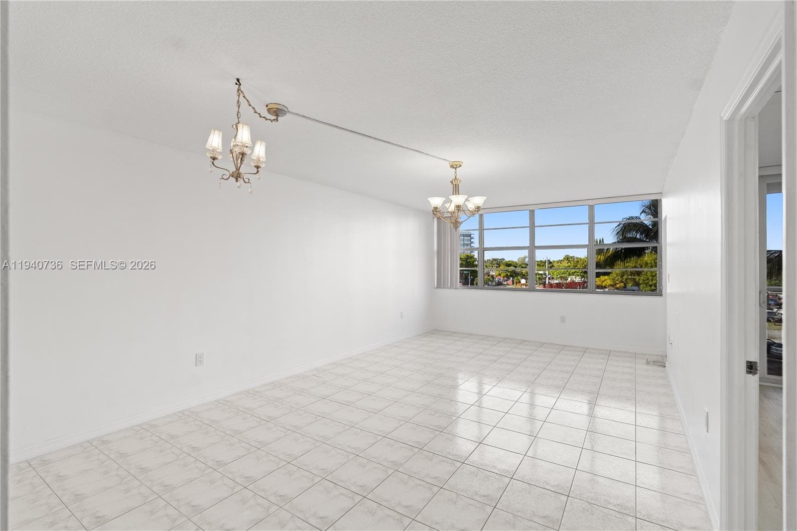 1351 NE Miami Gardens Dr # 301E, Miami FL 33179 photo 5