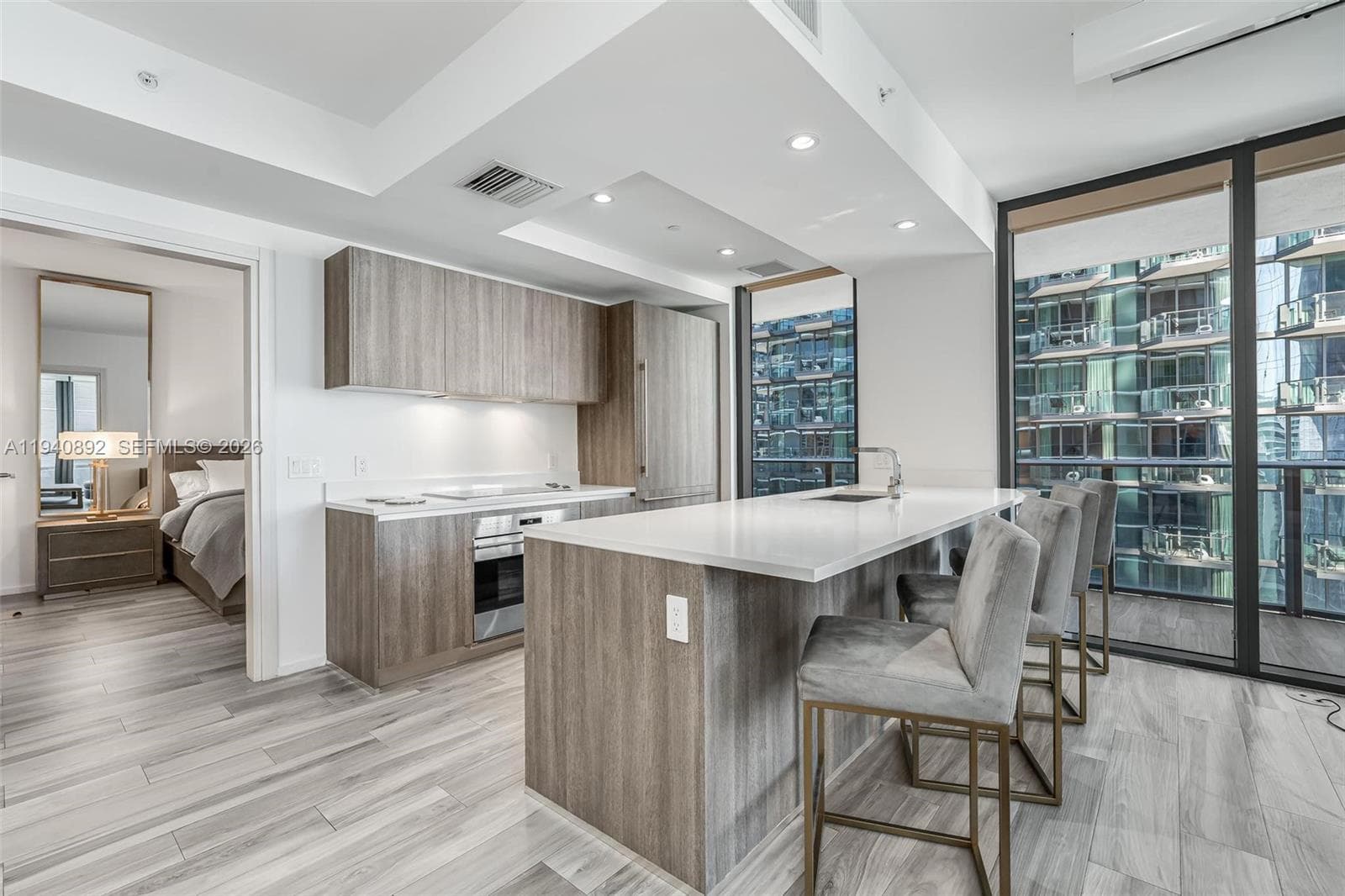 801 S Miami Ave # 2905, Miami FL 33130 photo 5