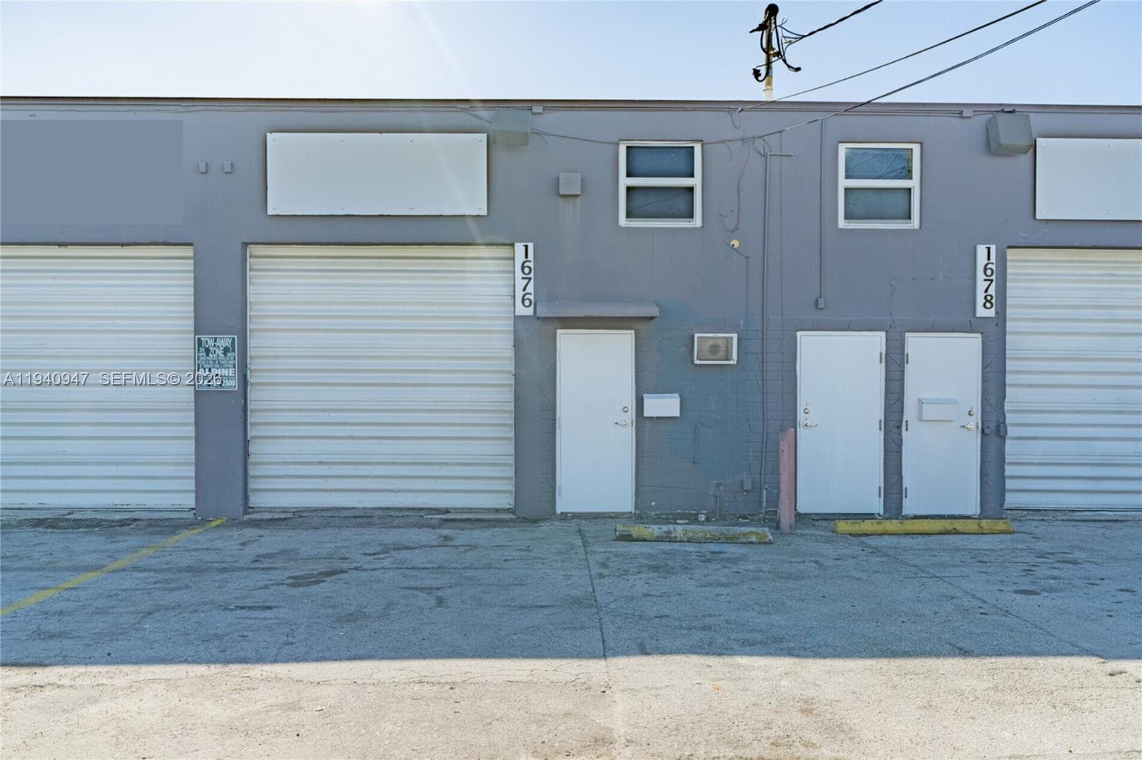 1676 W 31st Pl, Hialeah FL 33012