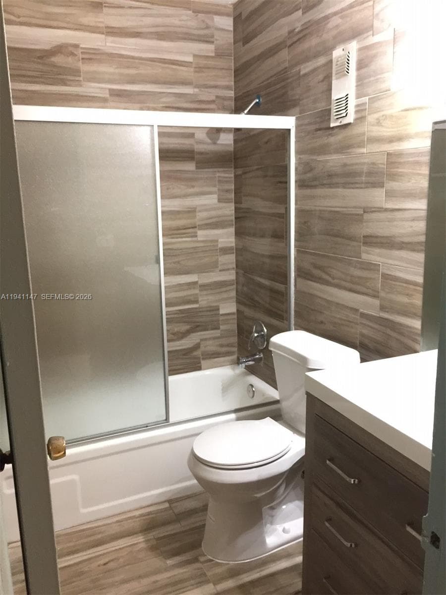 5505 NW 7th St # W406, Miami FL 33126 photo 5