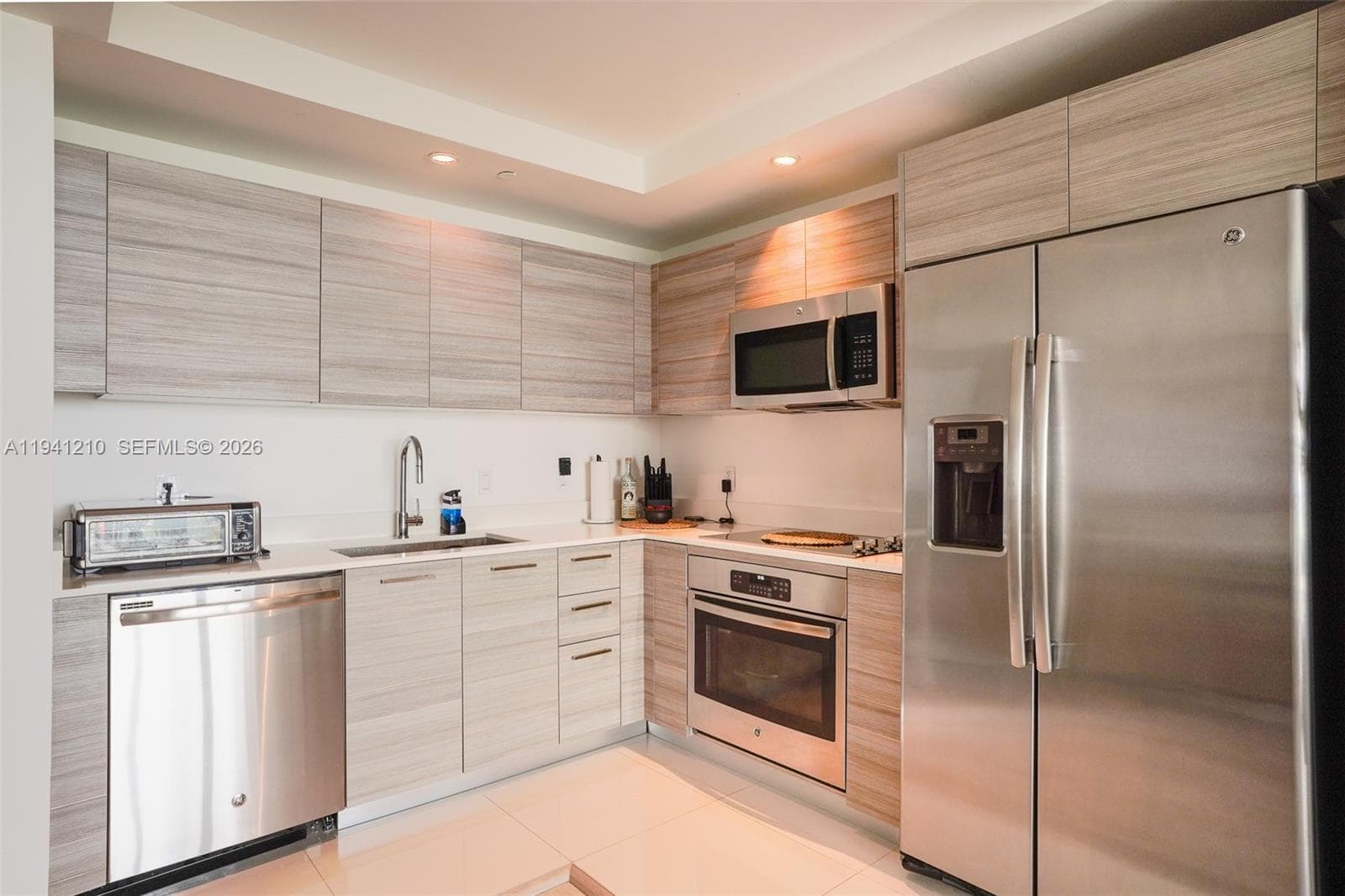 121 NE 34th St # 2711, Miami FL 33137 photo 3