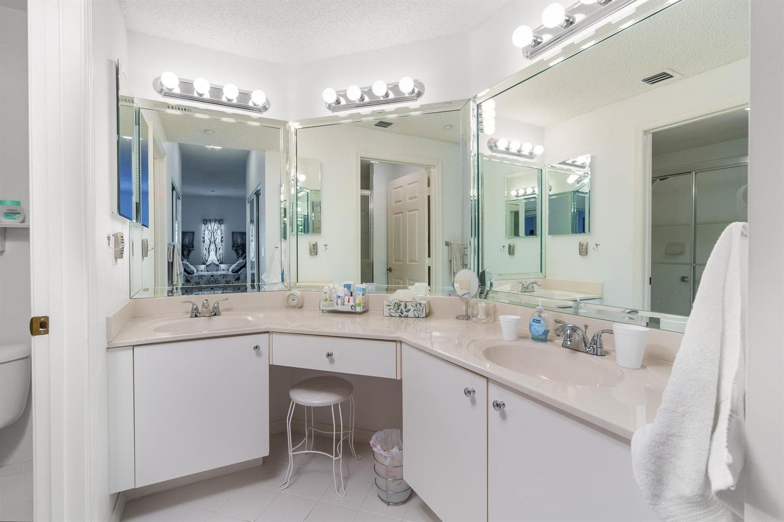 7647 Southampton Terrace # 202, Tamarac FL 33321 photo 4