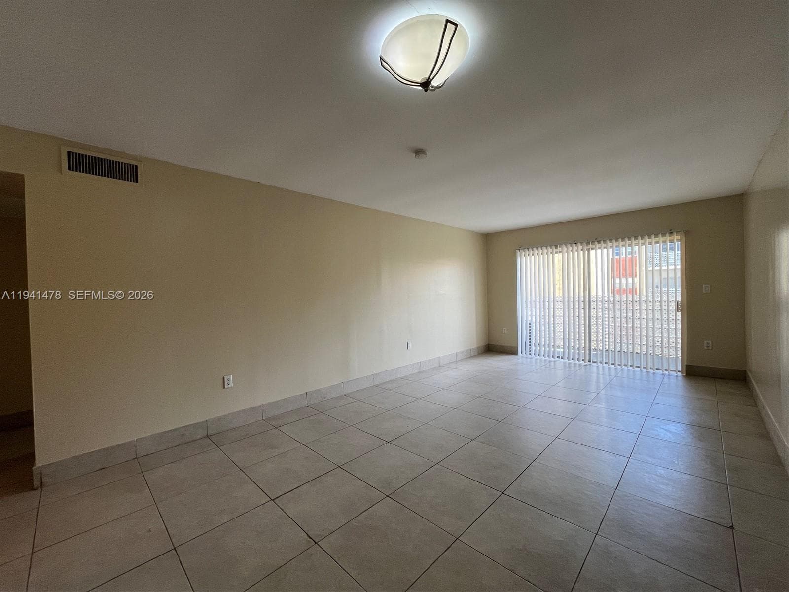 3700 NW 21st St # 304, Lauderdale Lakes FL 33311 photo 2