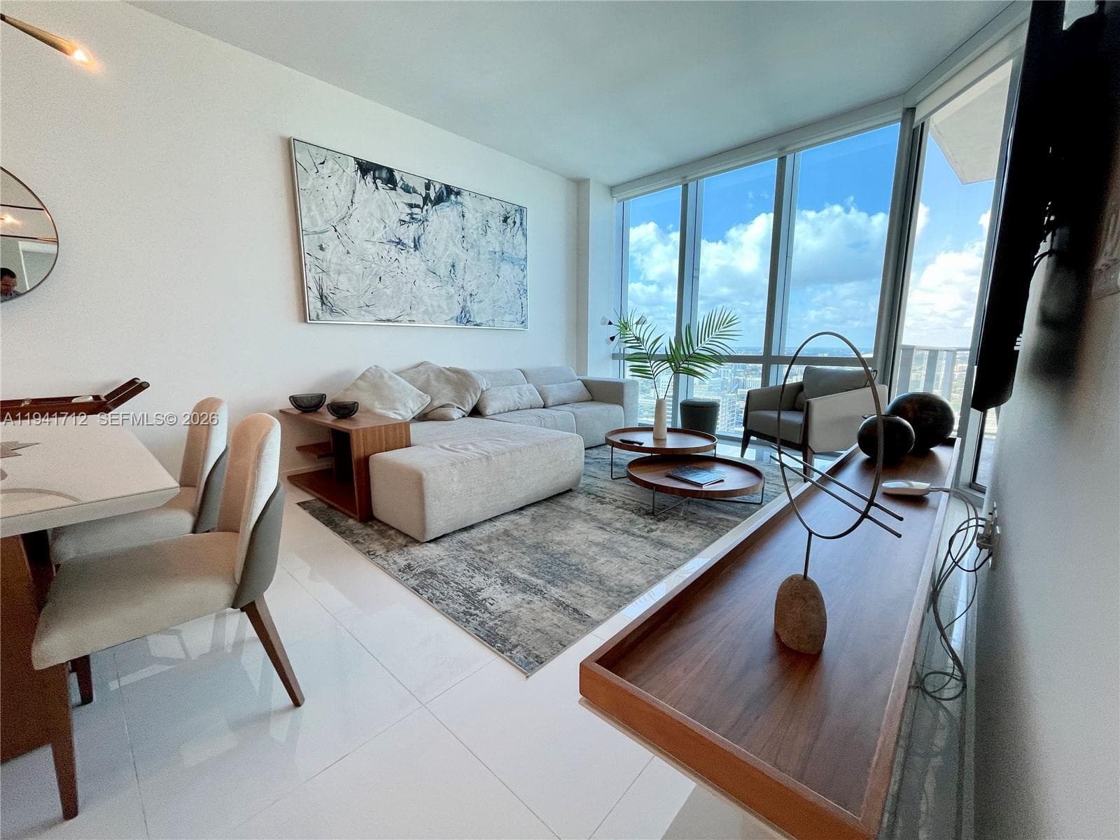 851 NE 1st Ave # 3606, Miami FL 33132 photo 4