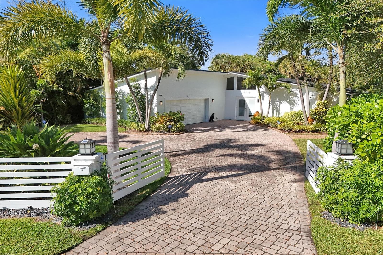 2525 SE 7th Drive, Pompano Beach FL 33062 photo 5