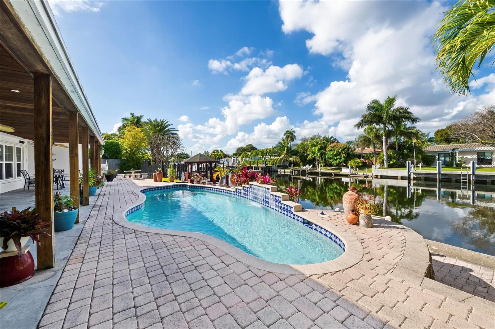 1735 NE 23rd Avenue, Fort Lauderdale FL 33305 photo 3