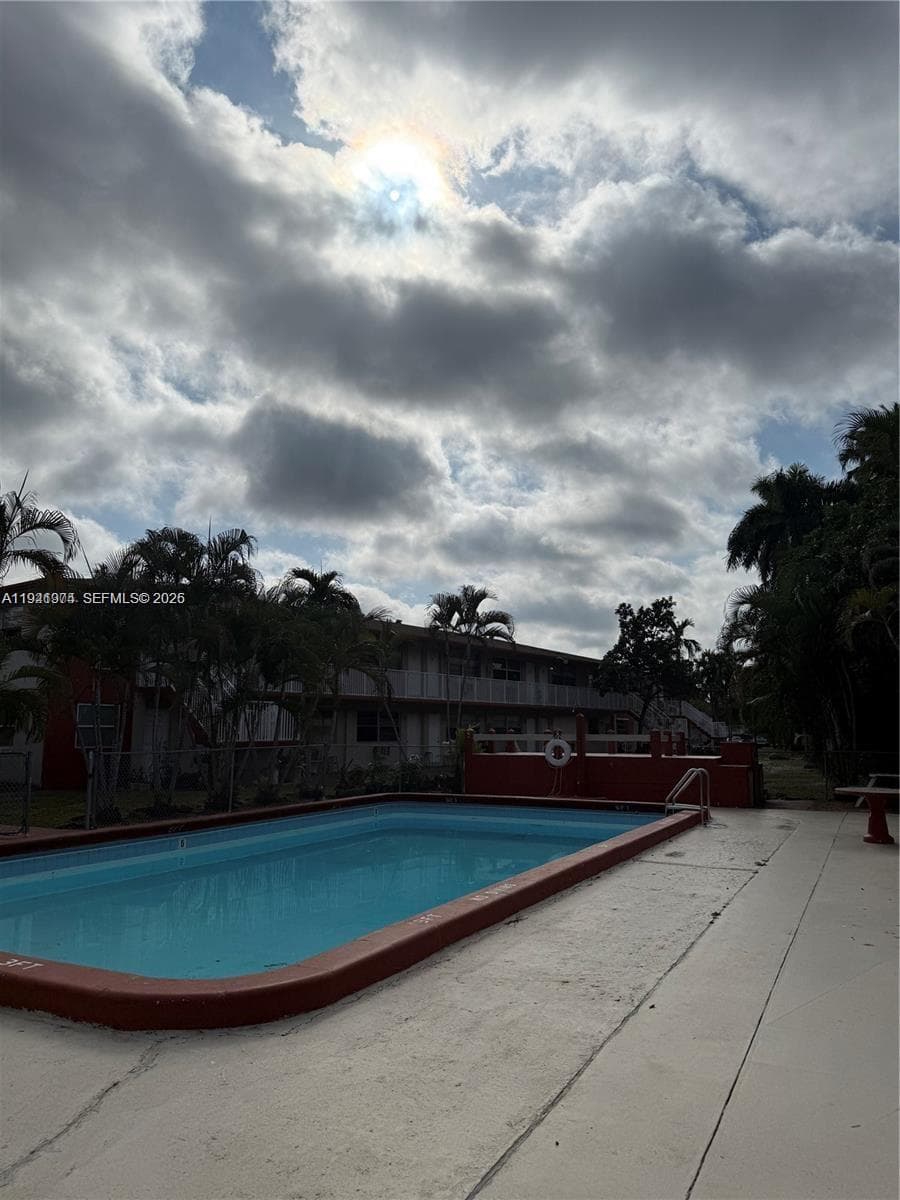 2915 Plunkett St # 12A, Hollywood FL 33020 photo 3