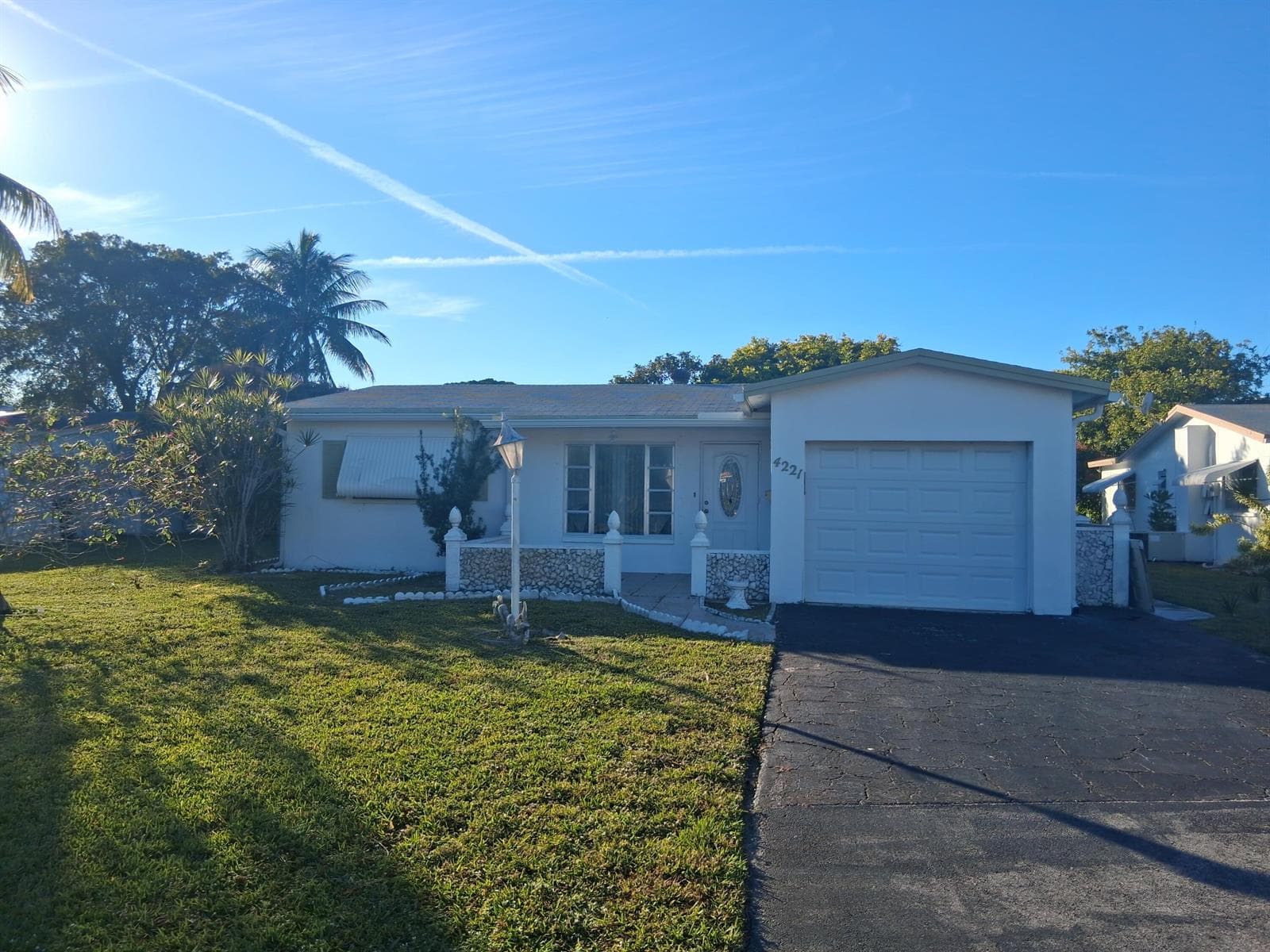 4221 NW 51st Avenue NE, Lauderdale Lakes FL 33319 photo 2