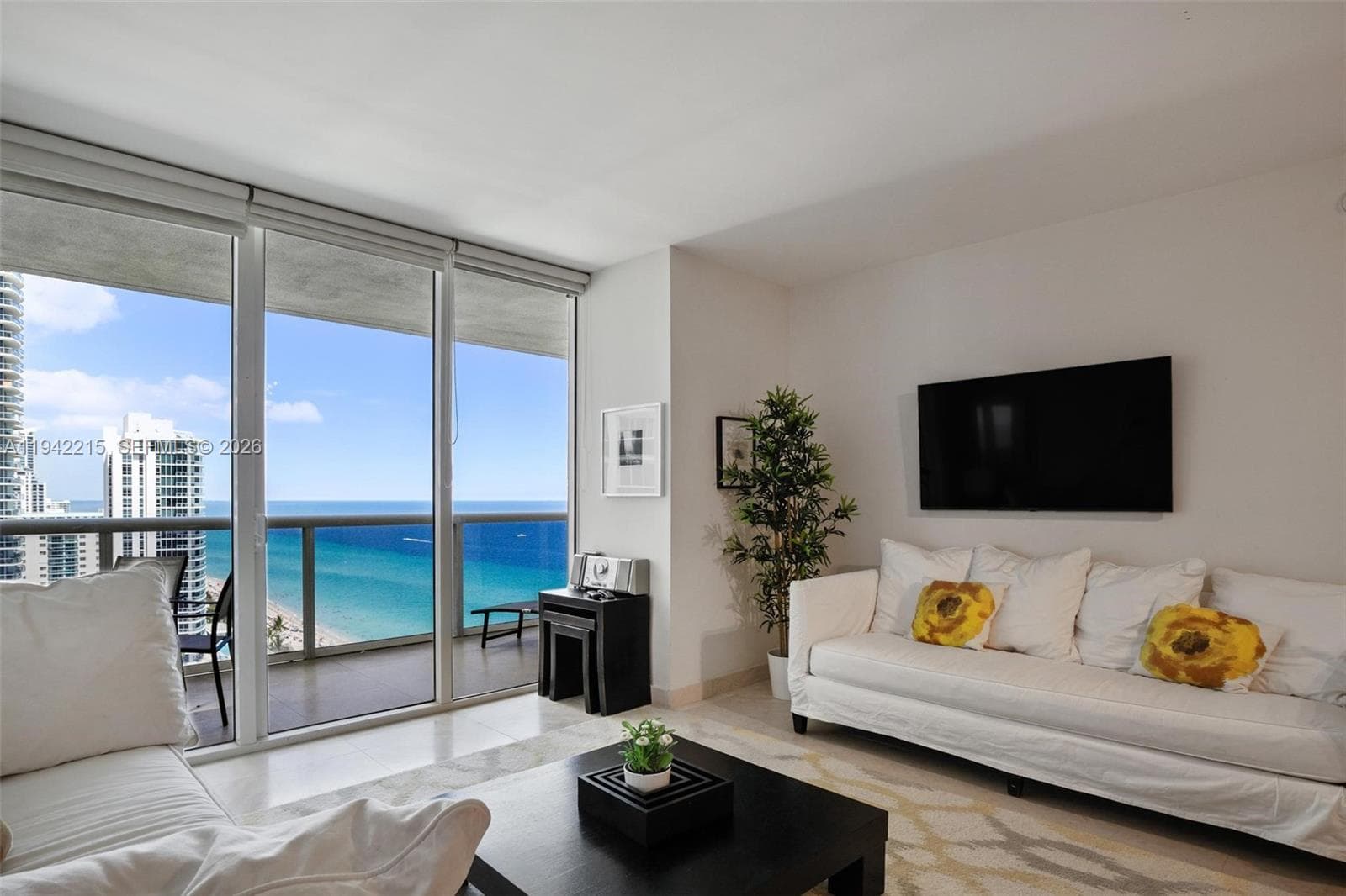 1830 S OCEAN DR # 2110, Hallandale Beach FL 33009