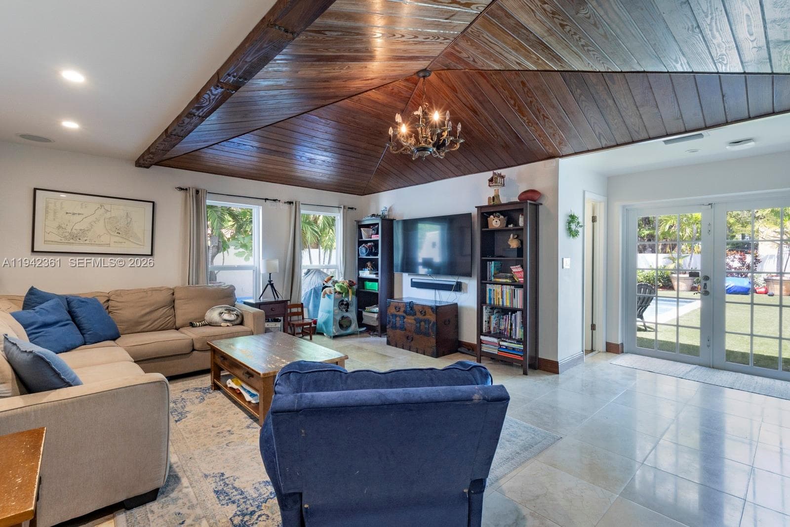 360 SW 28th Rd, Miami FL 33129 photo 3