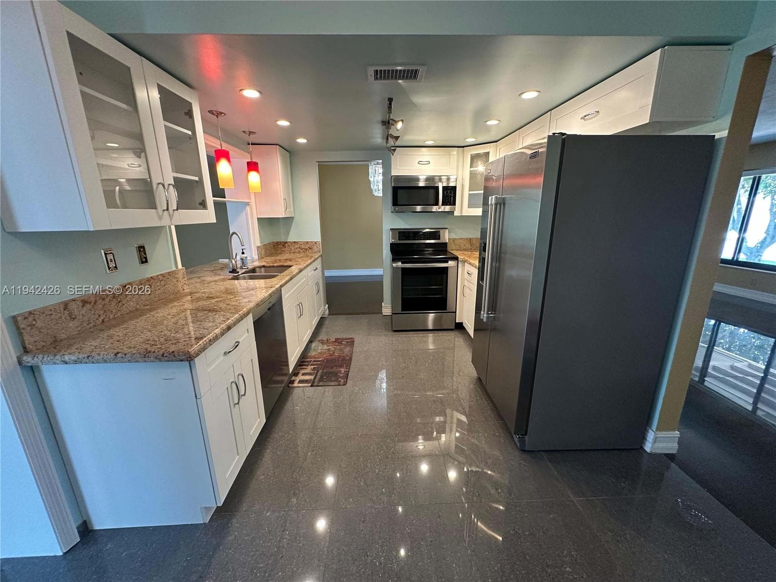 4701 NW 44th St, Tamarac FL 33319 photo 3