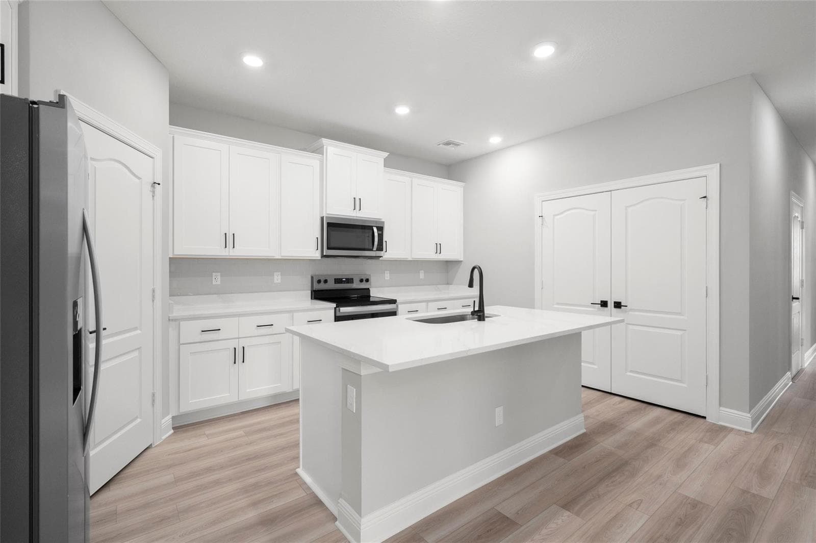 5412 Gladness Court, Fort Pierce FL 34947 photo 4