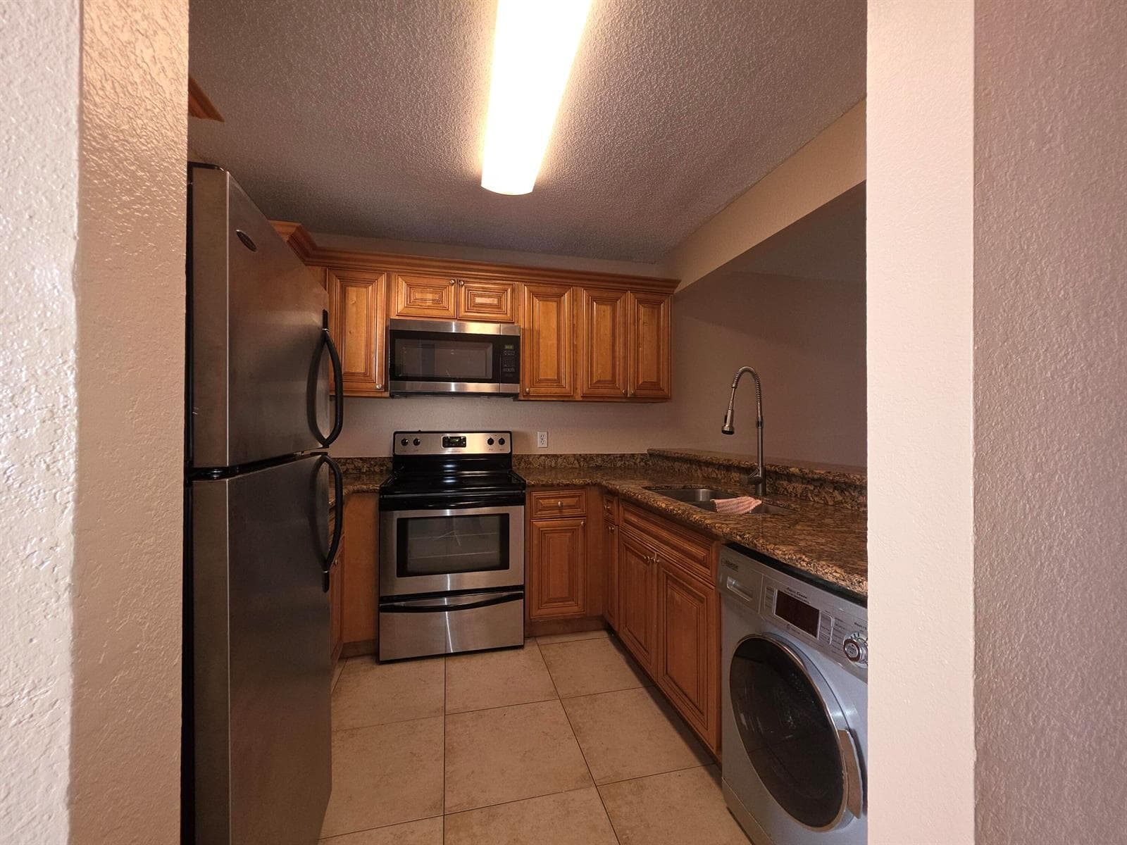 1542 Lake Crystal Drive # H, West Palm Beach FL 33411 photo 4