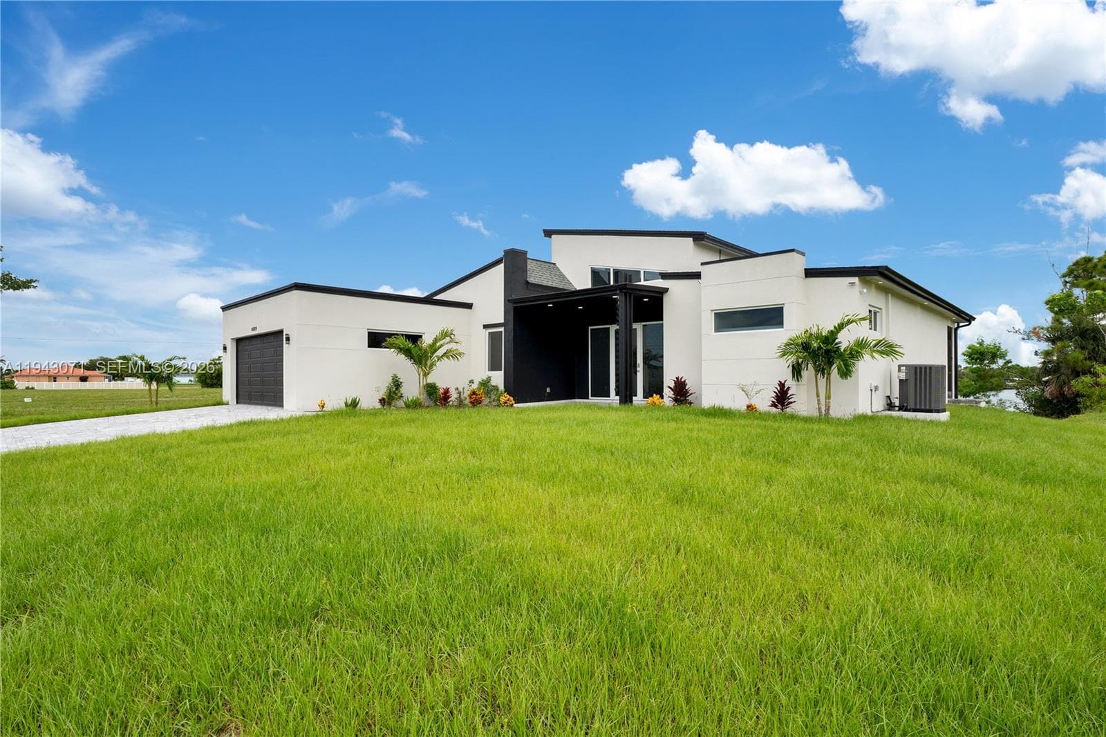 4009 W Jacaranda Pkwy, Cape Coral FL 33993 photo 3