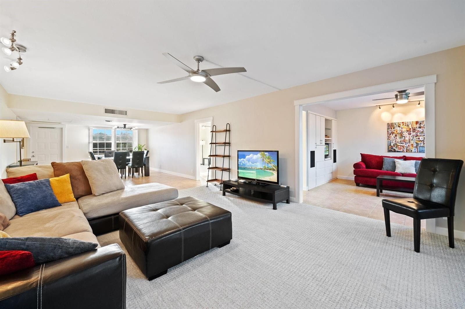 3900 Oaks Clubhouse Drive # 310, Pompano Beach FL 33069 photo 4