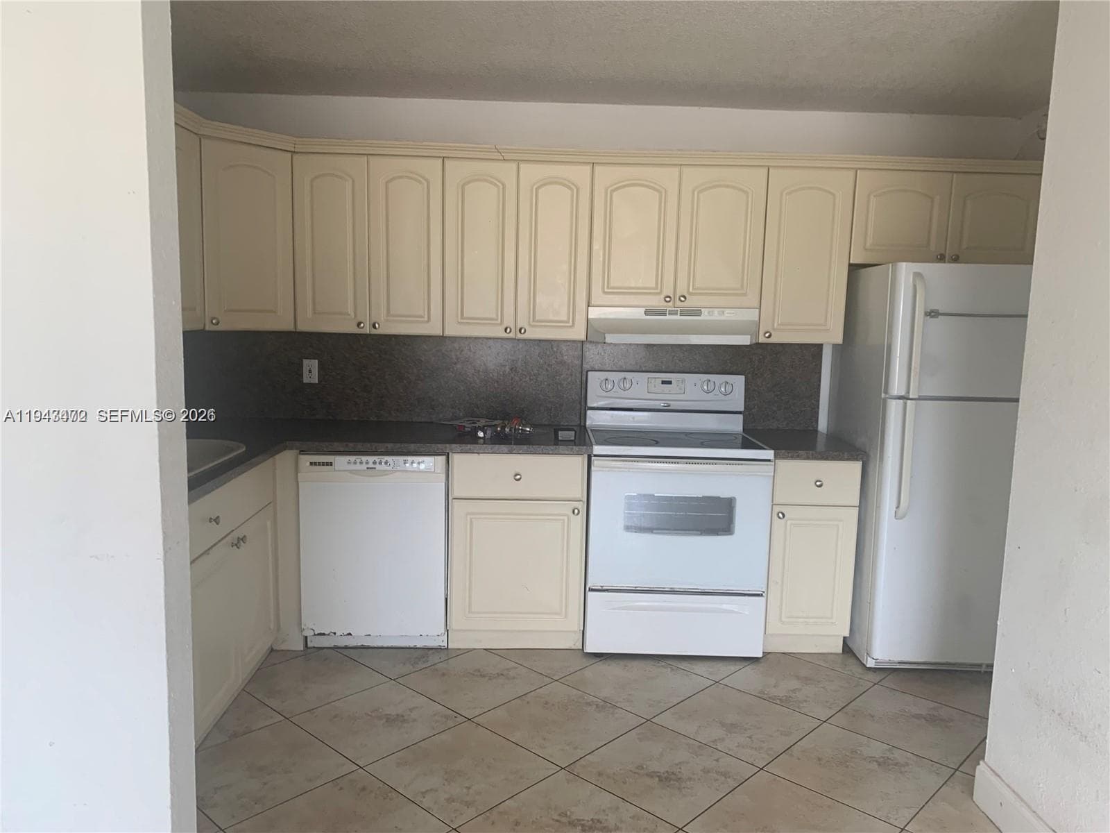 14830 Naranja Lakes Blvd, Homestead FL 33032