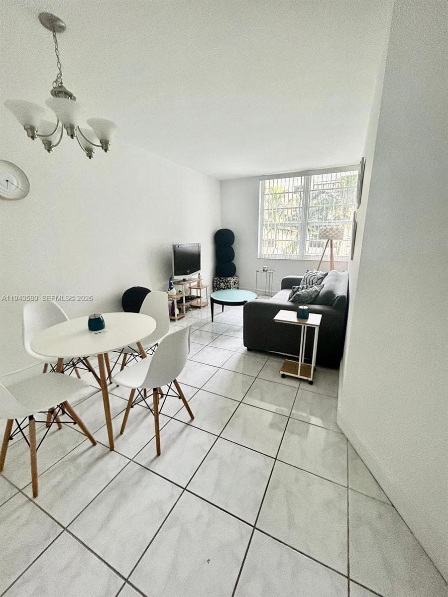 100 Lincoln Rd # 524, Miami Beach FL 33139 photo 2