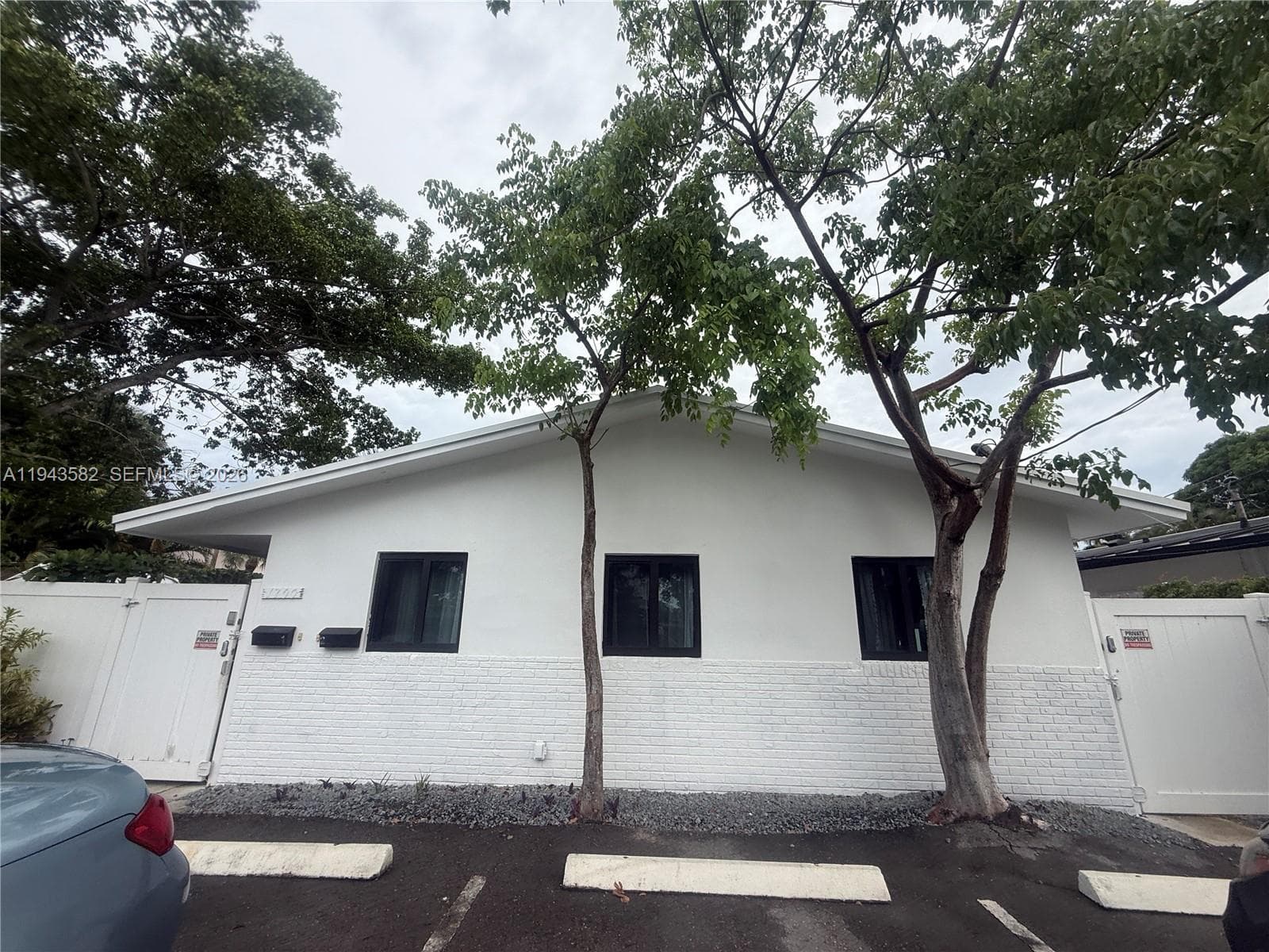 1700 SW 20th St, Fort Lauderdale FL 33315 photo 2
