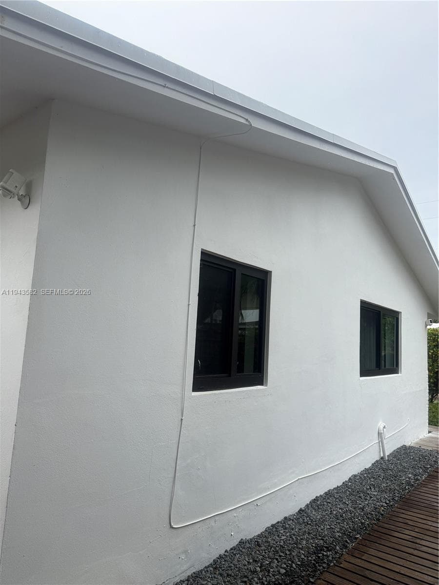 1700 SW 20th St, Fort Lauderdale FL 33315 photo 3