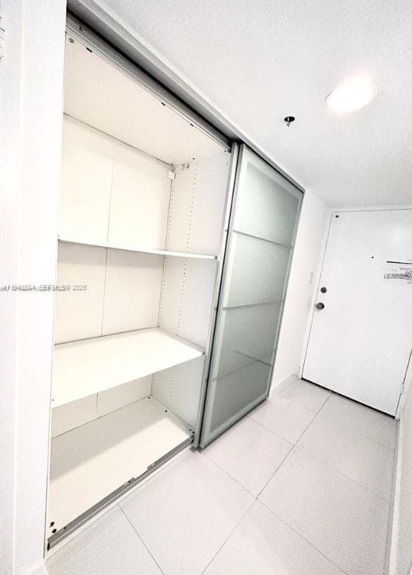100 Lincoln Rd # 526, Miami Beach FL 33139 photo 4