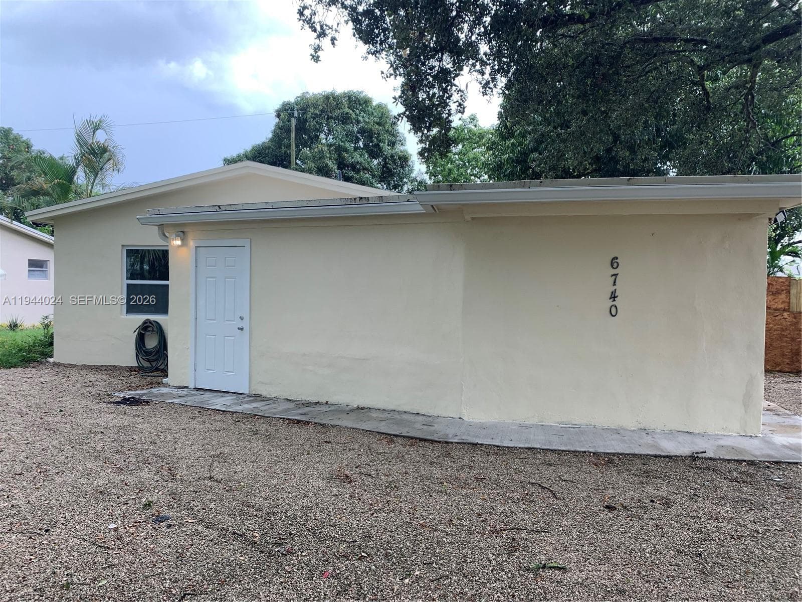 6740 Park St # 1, Hollywood FL 33024 photo 2