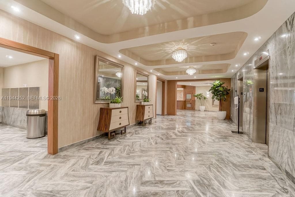 5401 SE Collins Ave # 1412, Miami Beach FL 33140 photo 3