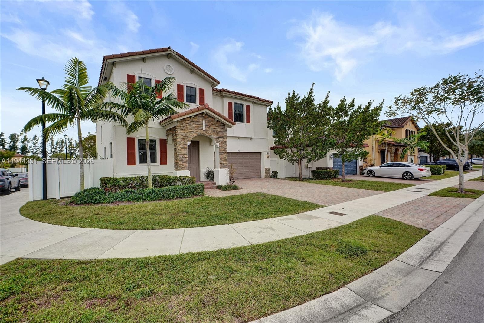 3504 W 94th St, Hialeah FL 33018 photo 2