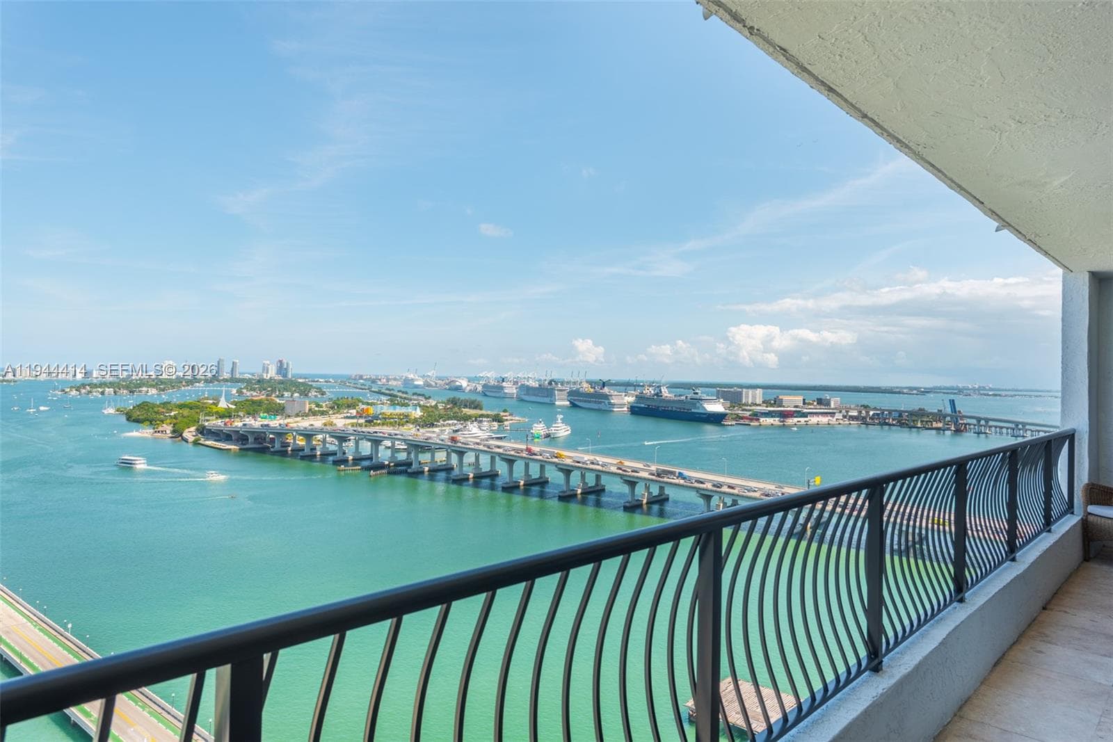 555 NE 15th St # 26B, Miami FL 33132 photo 2