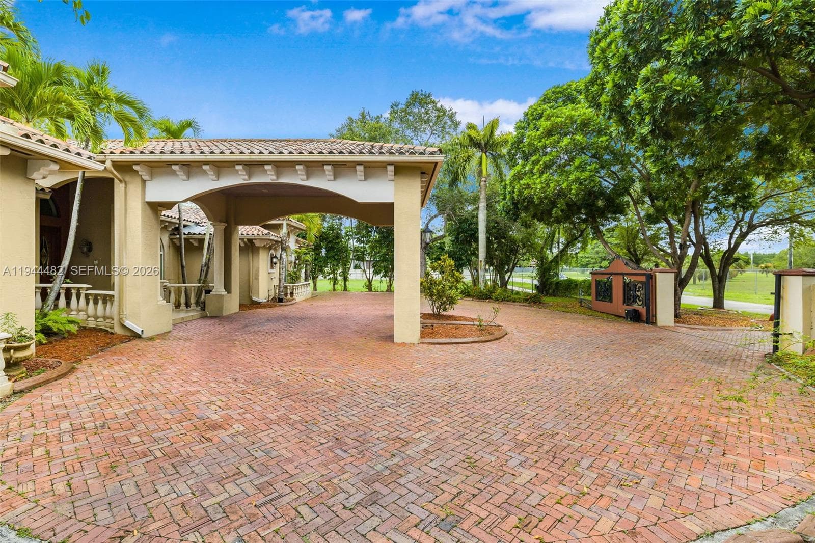 7761 SW 122nd Ave, Miami FL 33183 photo 5