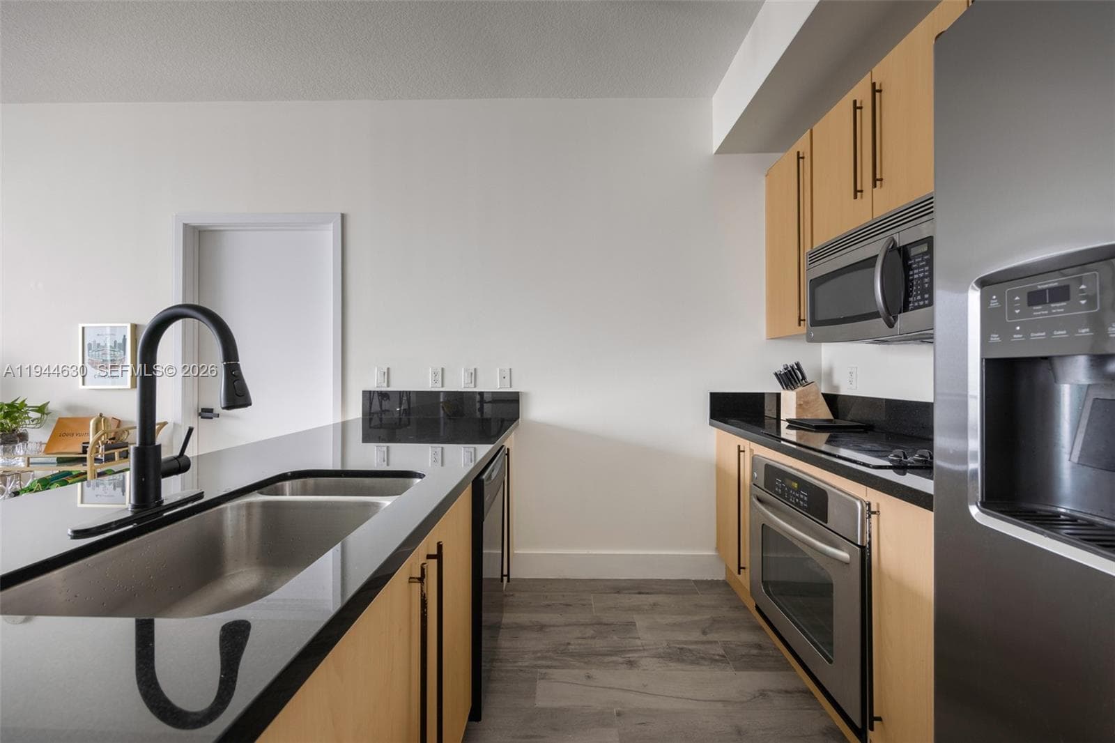 1111 SW 1st Ave # 3723-N, Miami FL 33130 photo 4