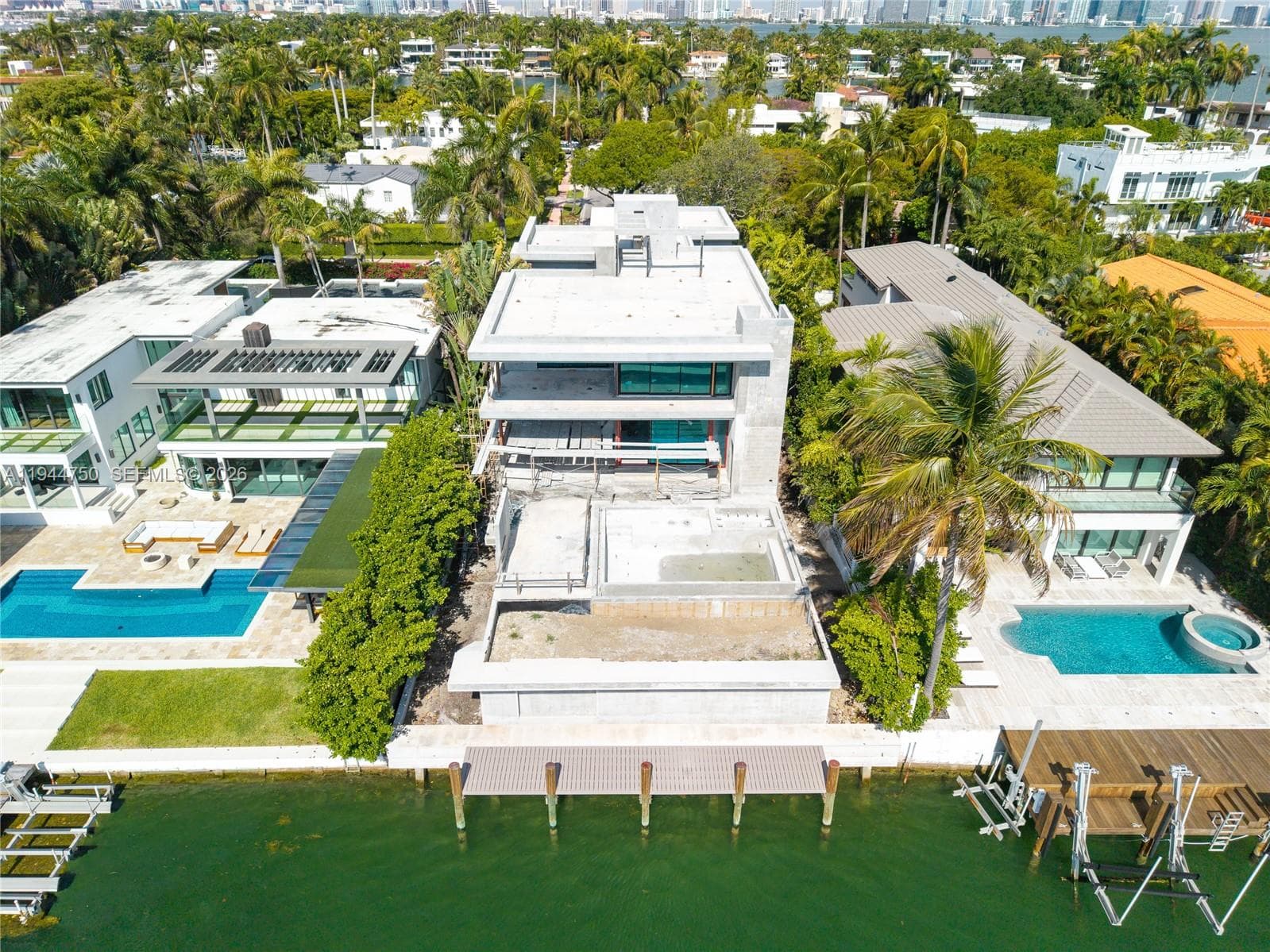 333 E Rivo Alto Dr, Miami Beach FL 33139