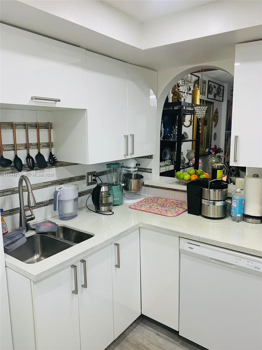 1333 E Hallandale Beach Blvd # 131, Hallandale Beach FL 33009 photo 4