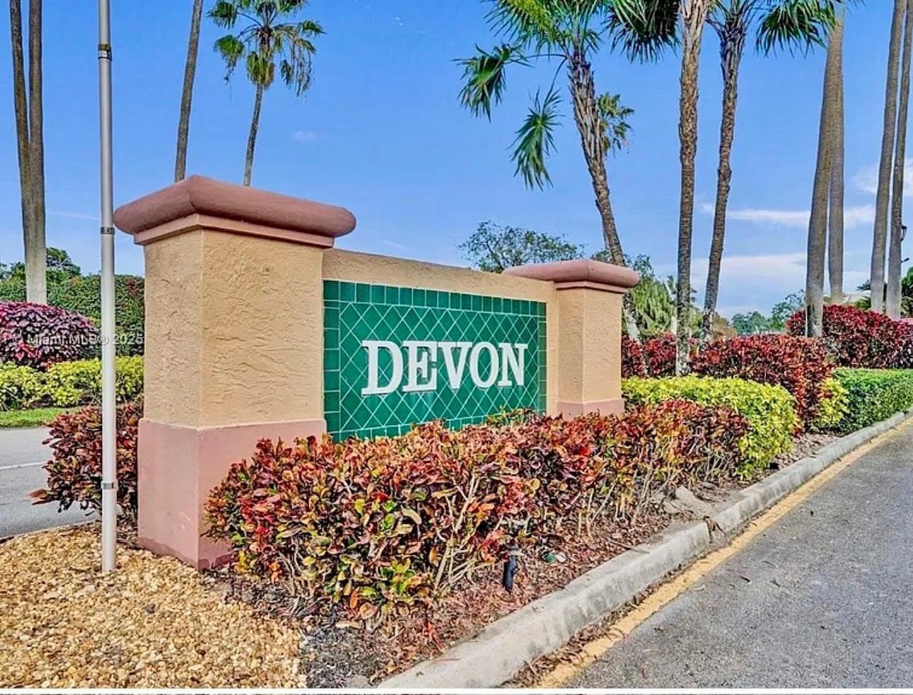 7302 S Devon Drive # 307, Tamarac FL 33321 photo 2